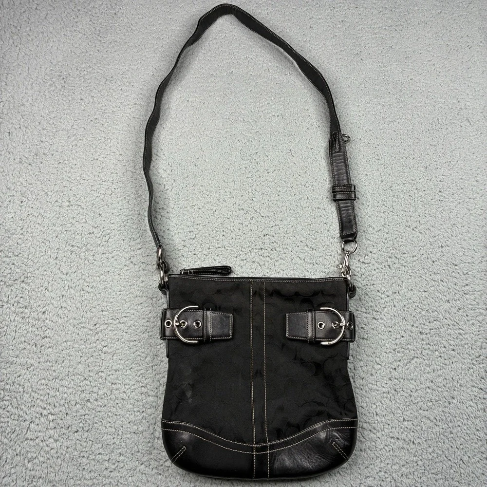 Vintage Coach Soho Signature Buckle 3574 Black Leather Crossbody Shoulder Bag